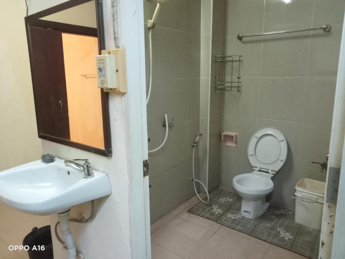 Np Guesthouse Trat Luaran gambar