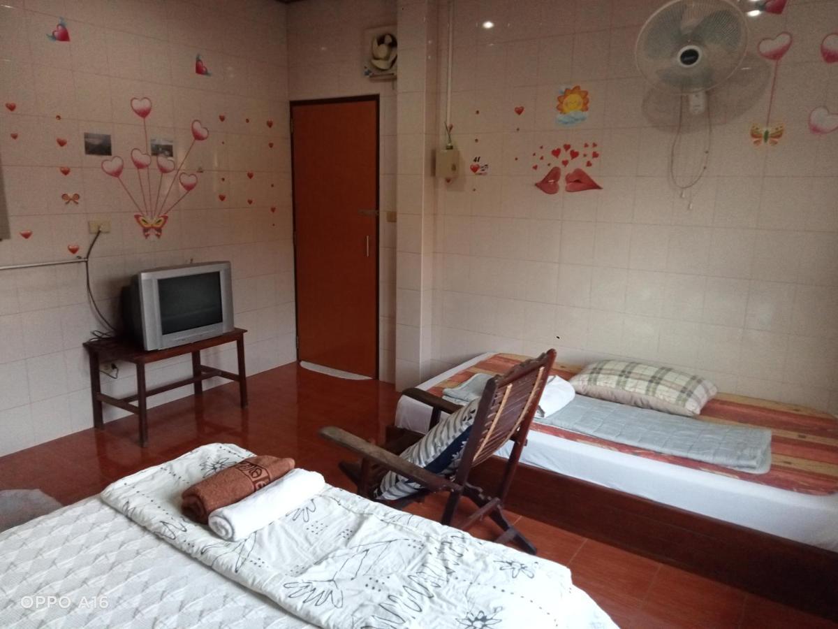 Np Guesthouse Trat Luaran gambar