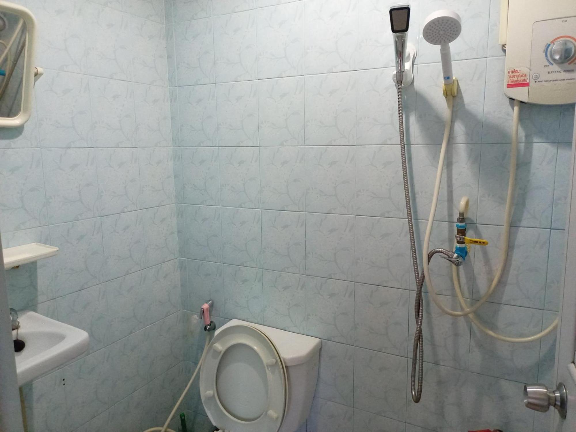 Np Guesthouse Trat Luaran gambar
