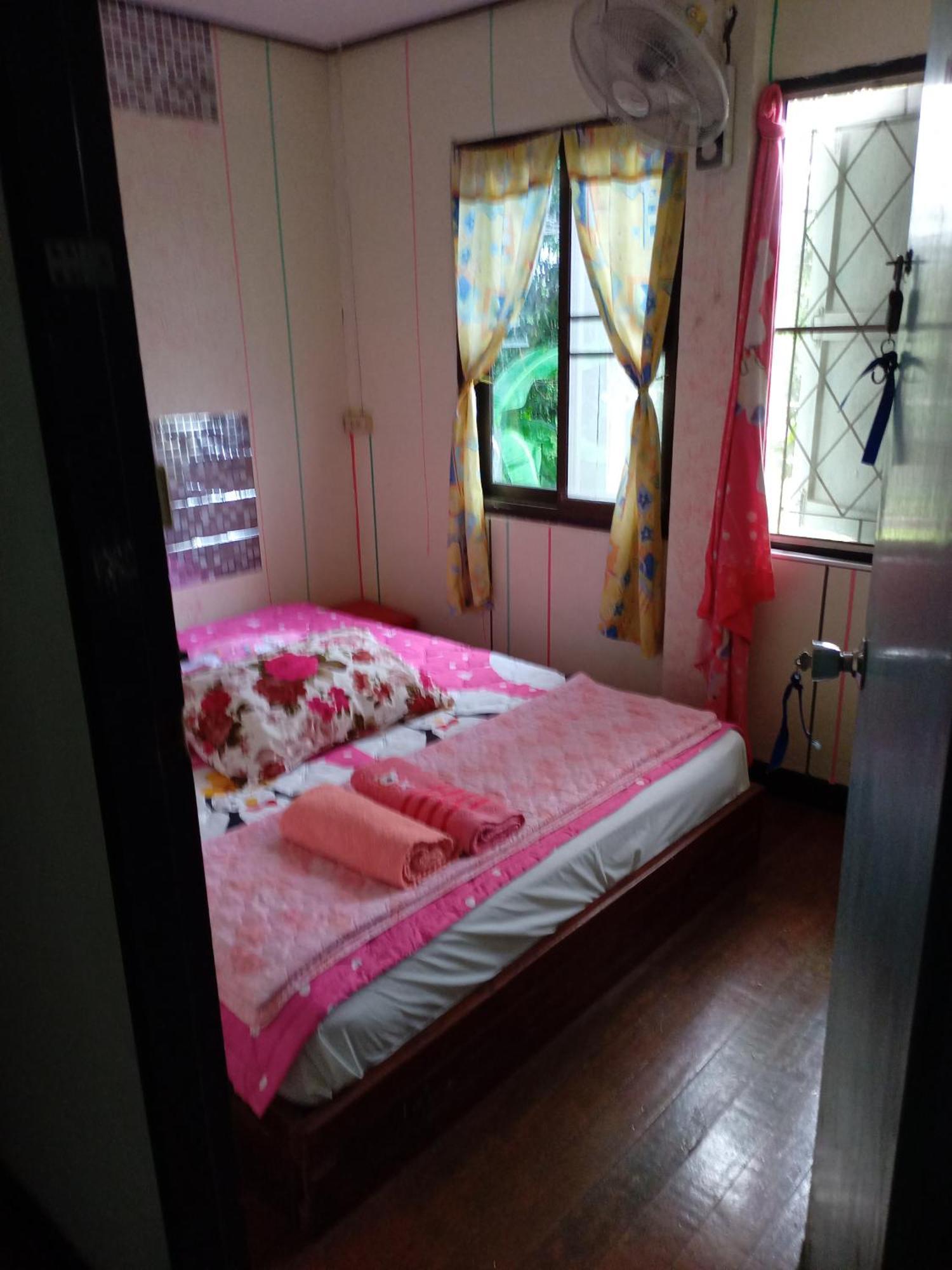 Np Guesthouse Trat Luaran gambar