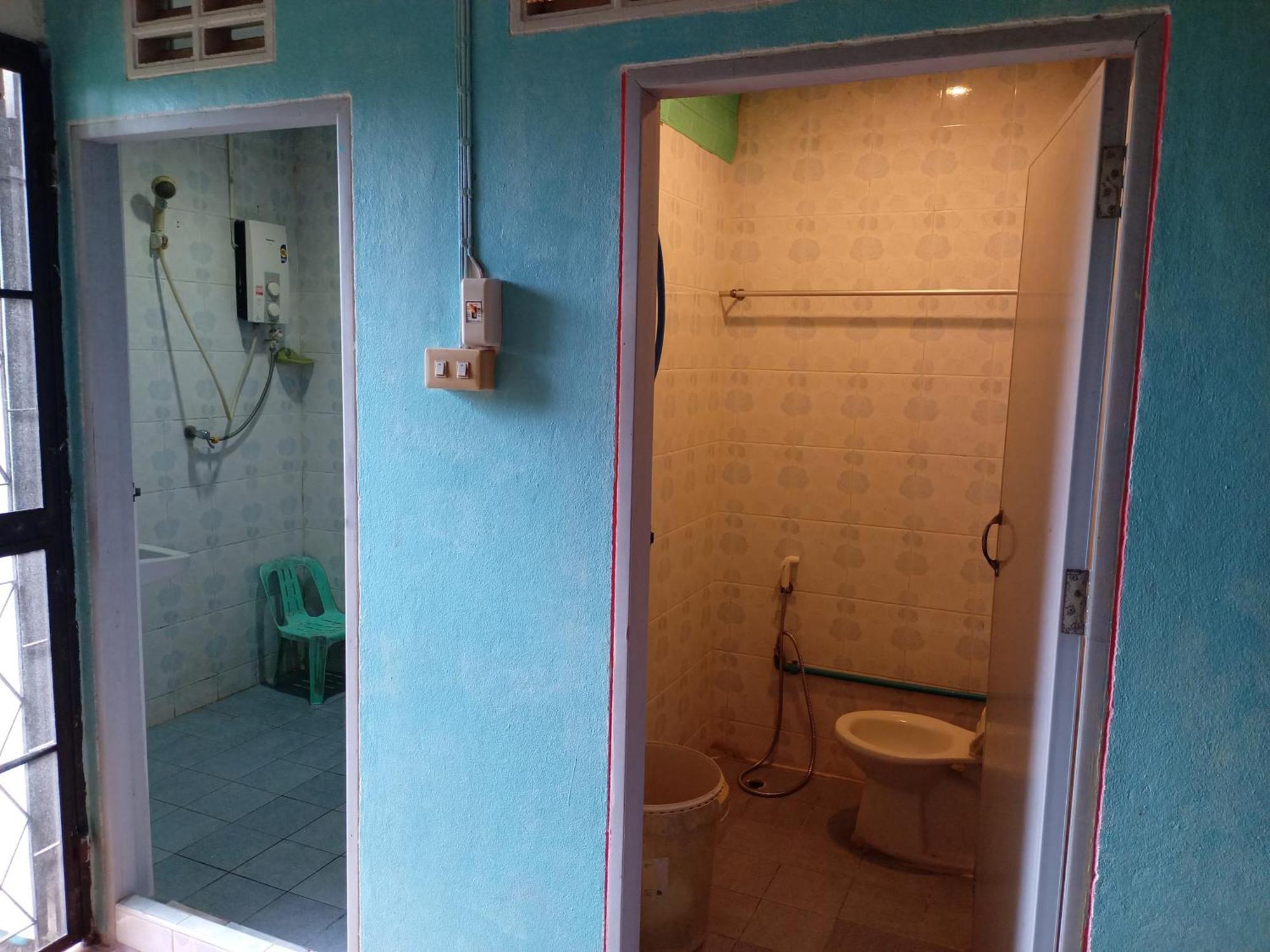 Np Guesthouse Trat Luaran gambar