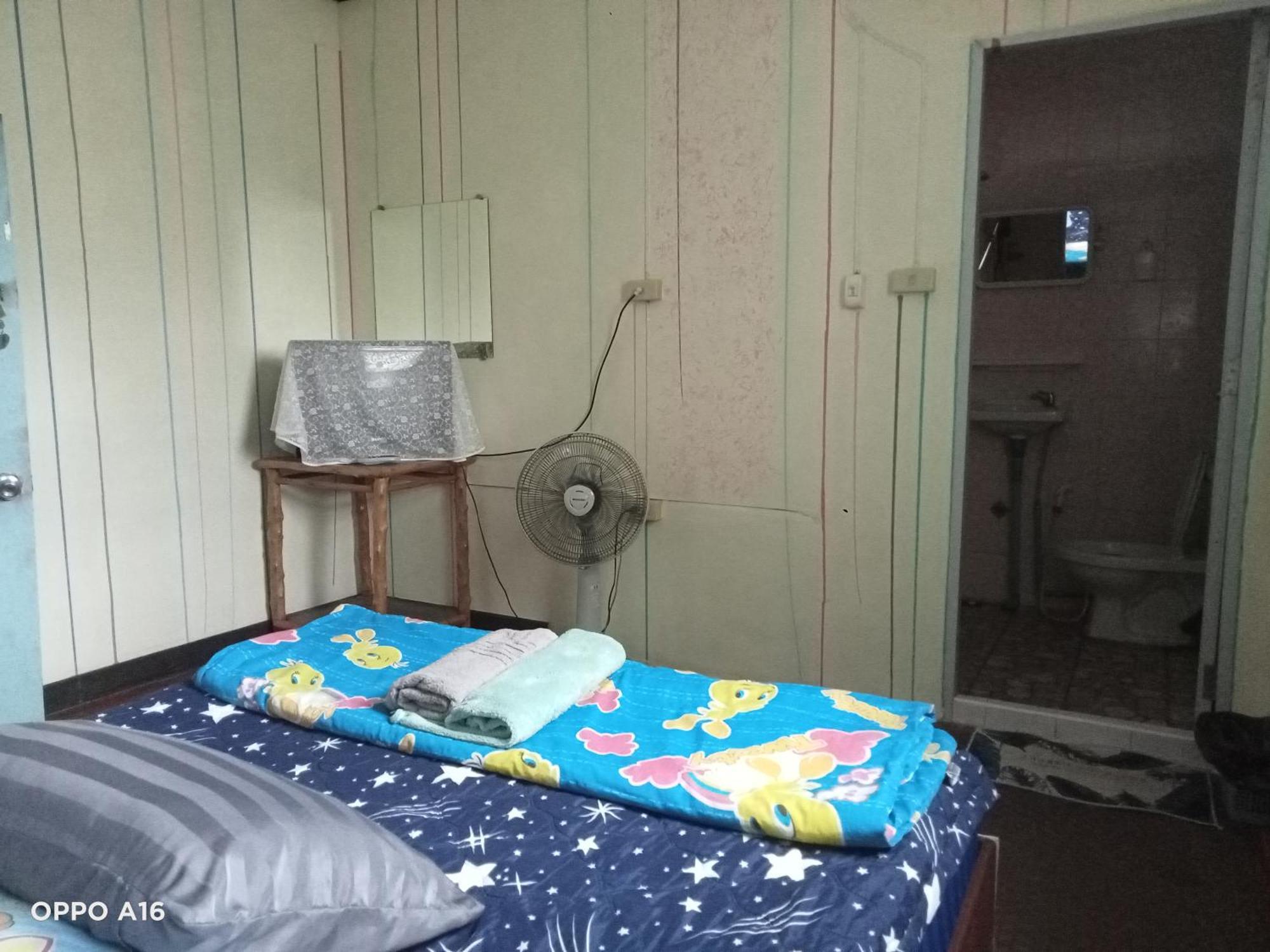 Np Guesthouse Trat Luaran gambar
